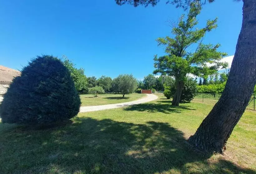 Aamiaismajoitus (B&B) Le Mas D Archas Montélimar Sud