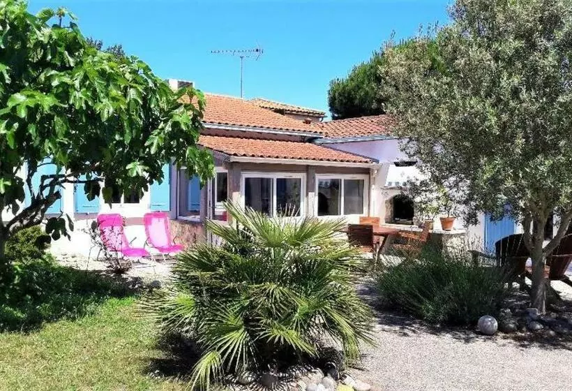 Aamiaismajoitus (B&B) Merlettes Des Sables