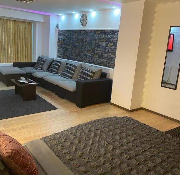 Пансион Karra Hotels