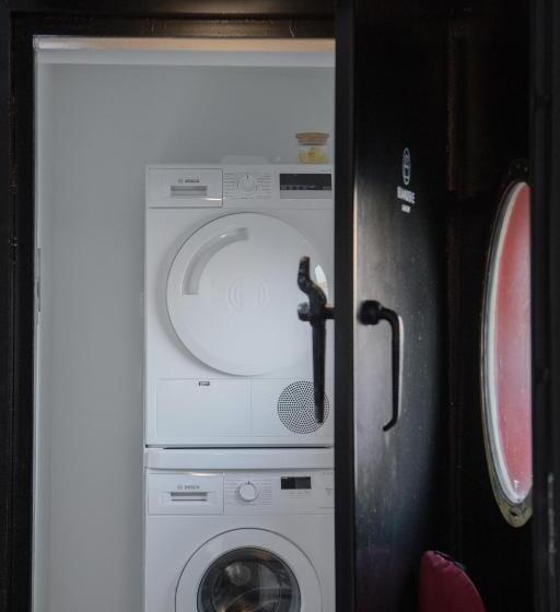 פנסיון La Peniche   Bed And Bicycle   Tournon