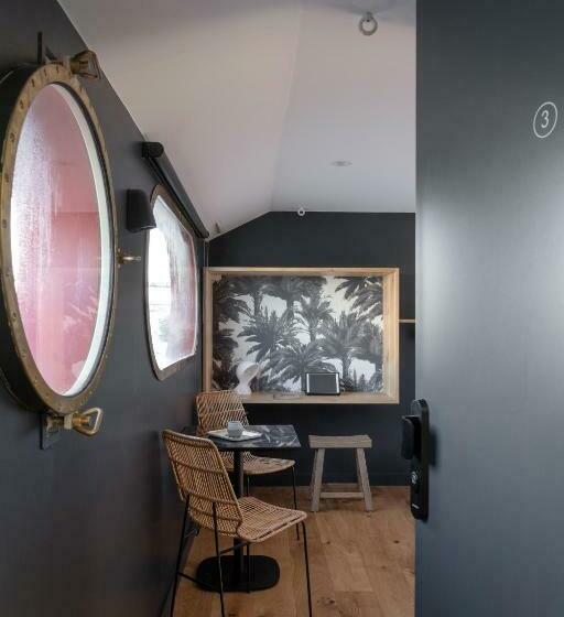 פנסיון La Peniche   Bed And Bicycle   Tournon