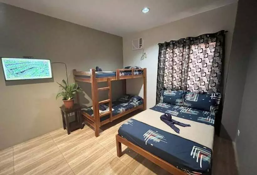 ユースホステル 2020 Travelers Inn