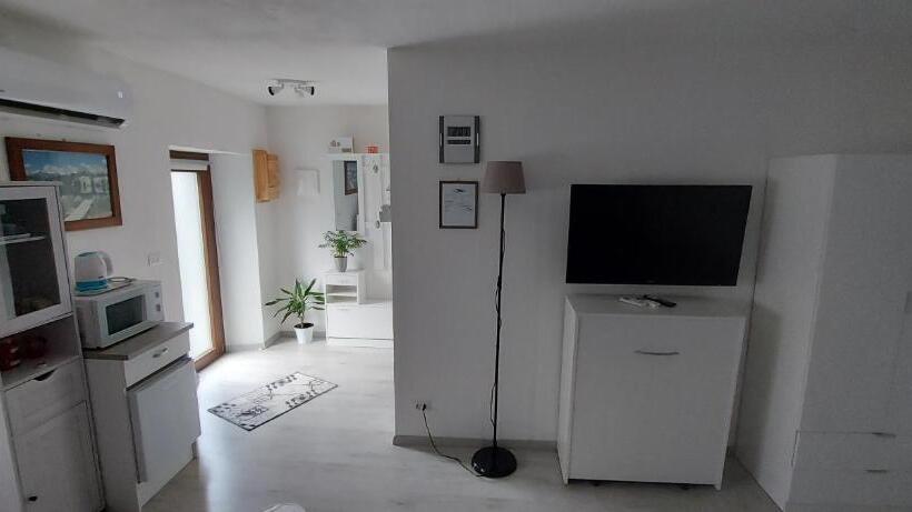 Пансион Maison De Marie