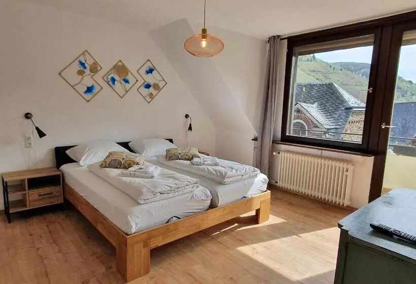 Römerstube Apartments & Rooms