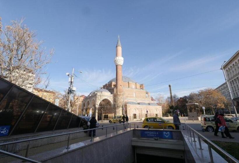 Schronisko Deluxe Rooms In The Middle Of The Downtown