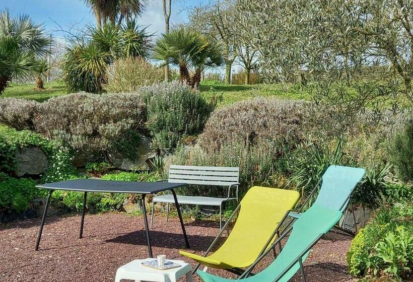 ベッドアンドブレックファースト Havre De Paix Et Jardin Tropical. Chambre Privée