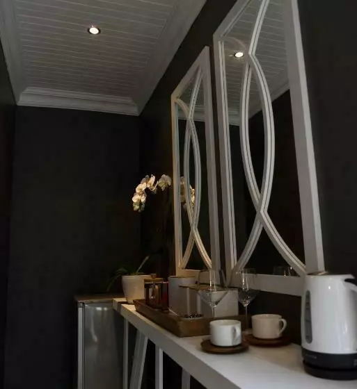 ペンション Sindisa Guest House