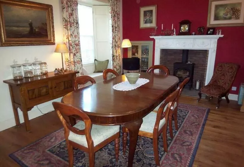 Troustrie House B&b, By Crail