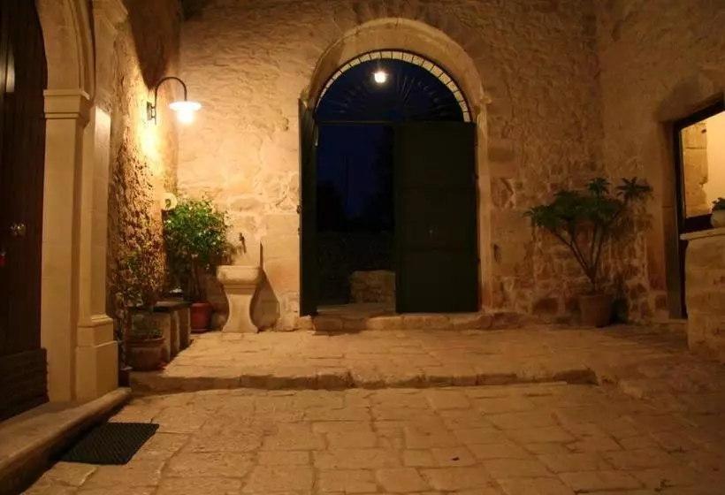 ベッドアンドブレックファースト Casina Di Grotta Di Ferro