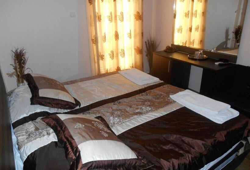 בית מלון כפרי Ulrika