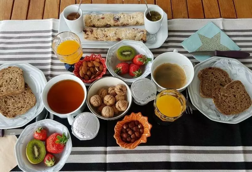 Aamiaismajoitus (B&B) L’abrico’thym