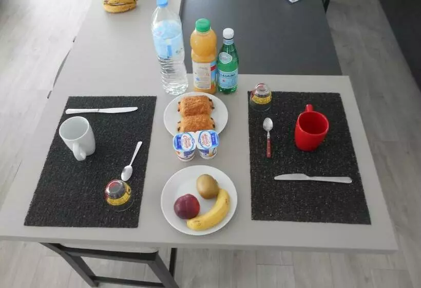 Aamiaismajoitus (B&B) Résidence L Estrade