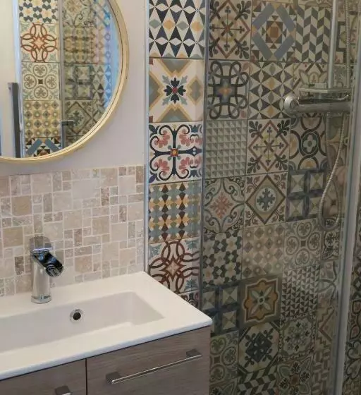 Aamiaismajoitus (B&B) Vagabondes Chambres D Hôtes