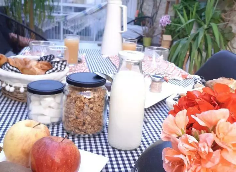 Aamiaismajoitus (B&B) Vagabondes Chambres D Hôtes