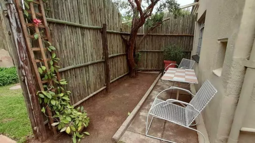 Majatalo Migdal Oz Aka Rufpatch