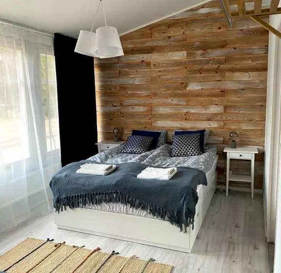 ペンション Sävsjöns Boende