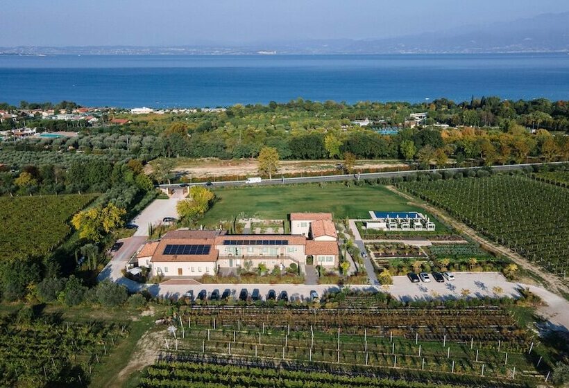 هتل Natiia Relais Adults Only