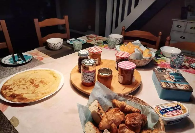 ベッドアンドブレックファースト La Grande Jaougue