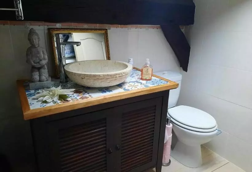 ベッドアンドブレックファースト La Grande Jaougue