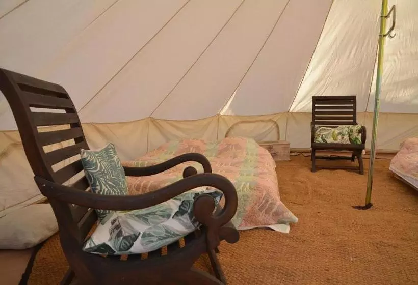 ベッドアンドブレックファースト La Grande Jaougue