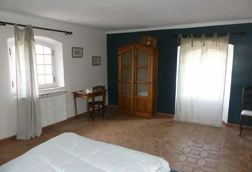 ベッドアンドブレックファースト Le Charme D Une Vieille Bastide Provençale