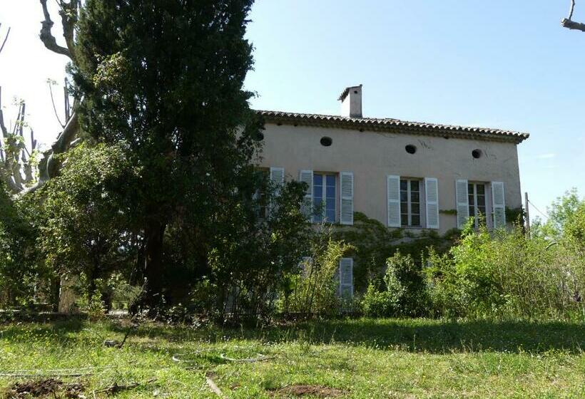 ベッドアンドブレックファースト Le Charme D Une Vieille Bastide Provençale