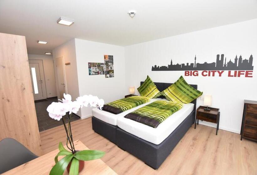 Boardinghouse Henschelstraße