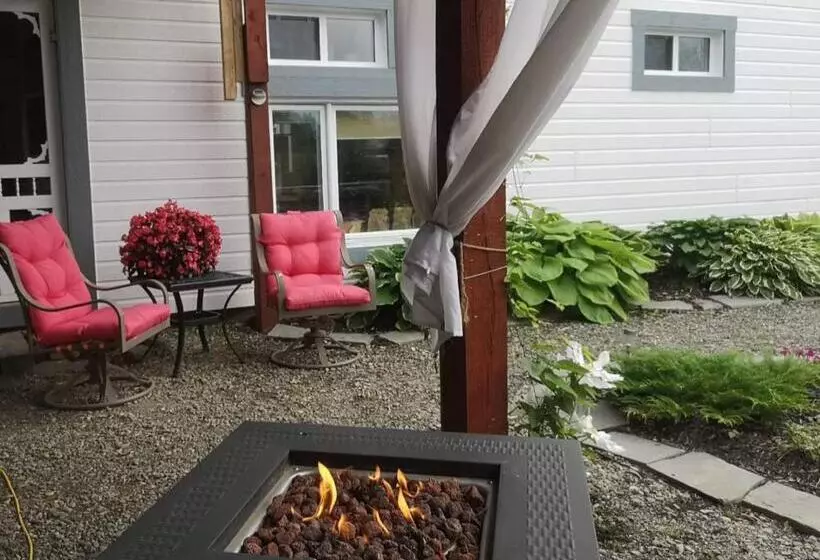 Majatalo Le Vieux Poulailler édifice Patrimonial New Richmond Gaspesie