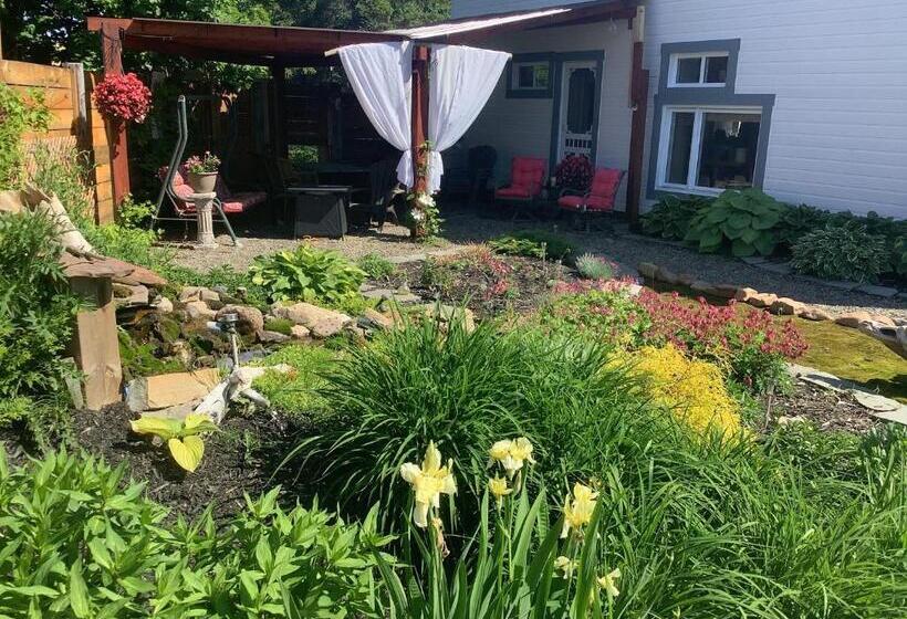 بنسيون Le Vieux Poulailler édifice Patrimonial New Richmond Gaspesie