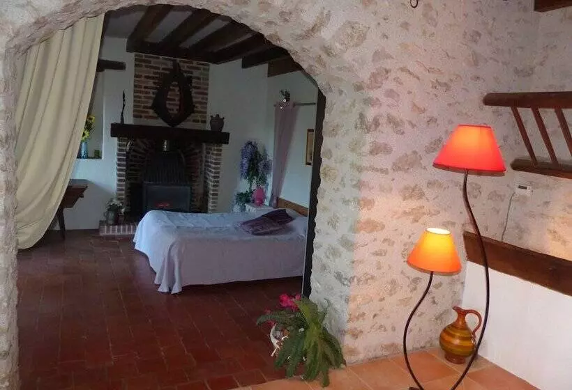 Aamiaismajoitus (B&B) Leclos Fleuri