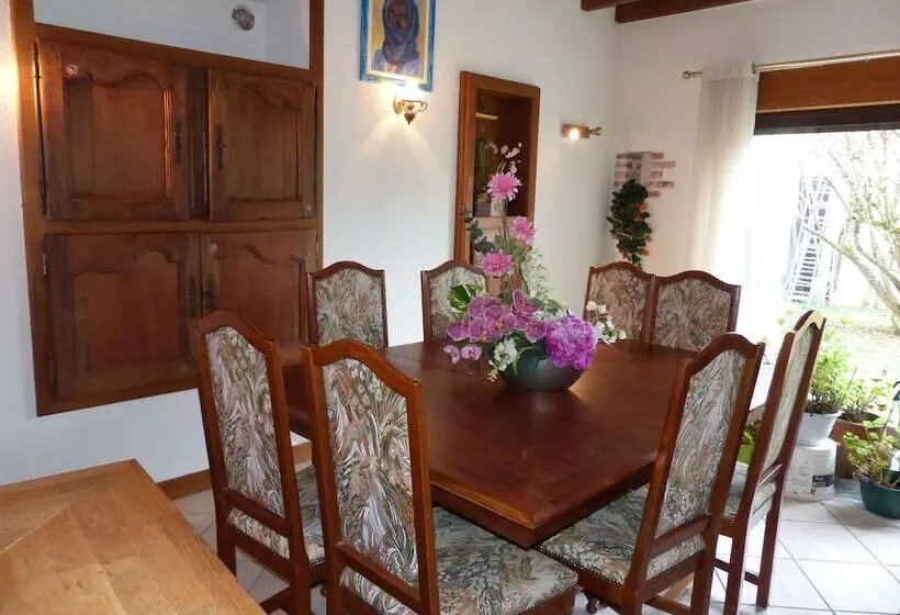 Aamiaismajoitus (B&B) Leclos Fleuri