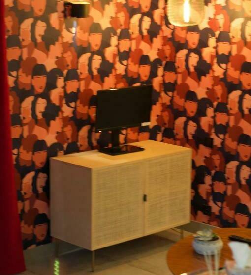 مبيت وإفطار Au 689