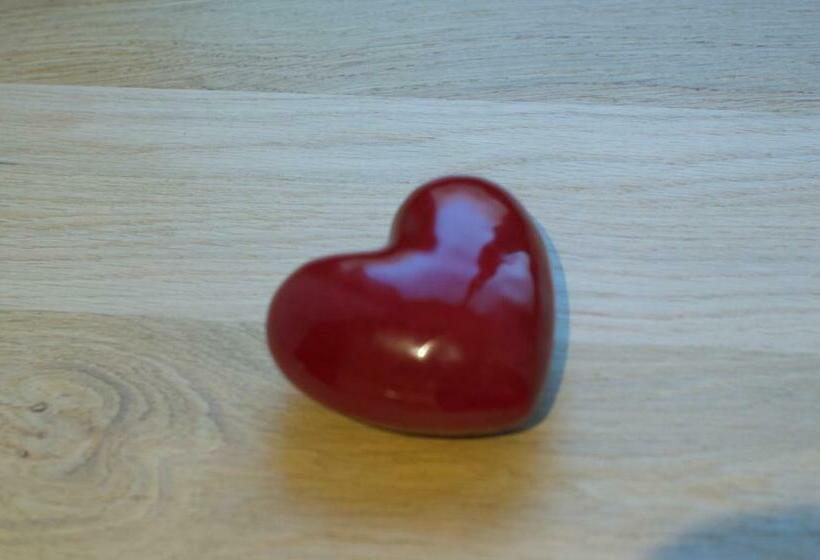 مبيت وإفطار Au 689