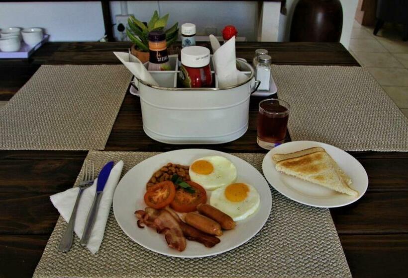 צימר Mahem Manor Guesthouse