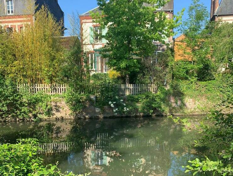 Bed and Breakfast Maison Léontine