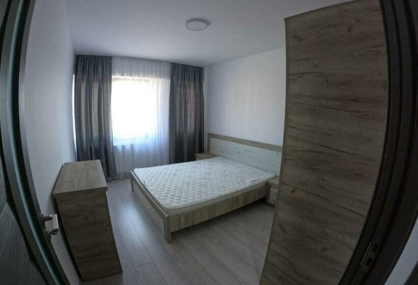 Cazare Bloc Nou Ultracentral