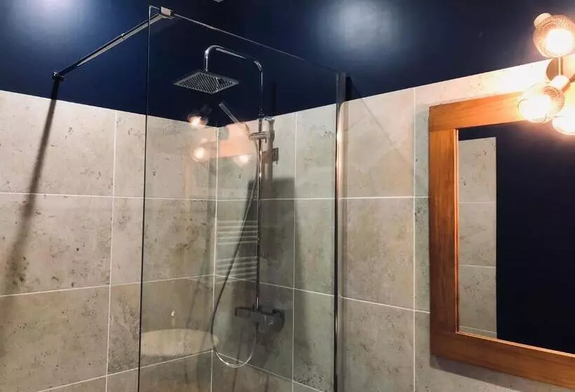 Hotelli Restaurant La Place