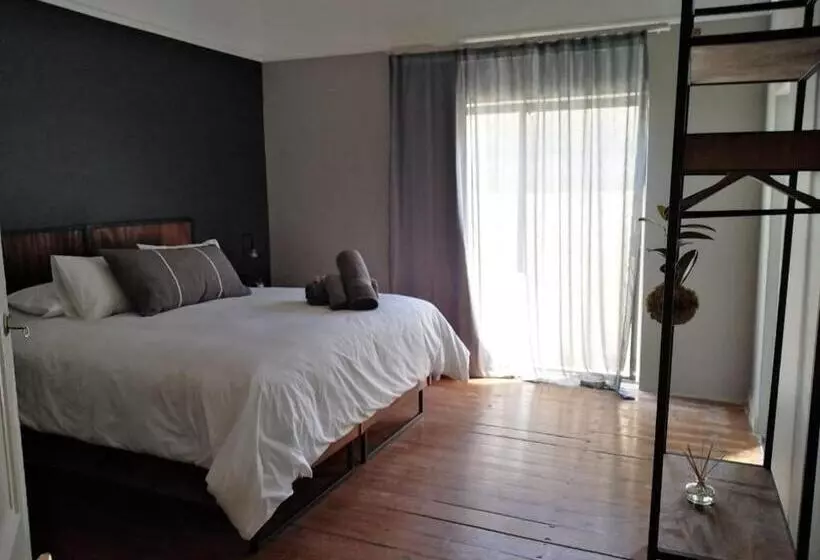 Majatalo Nooitgedacht Town Lodge