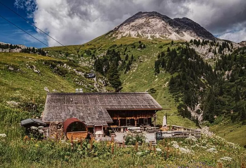 هتل Mount74