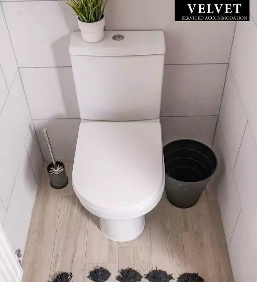 Majatalo 1 Bed House At Velvet Serviced Accommodation Swansea With Free Parking & Wifi   Sa1