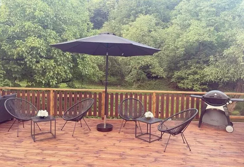 ペンション Guest House Mikaela