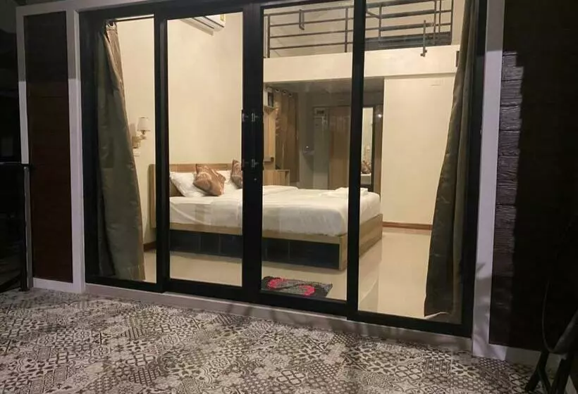 リゾートホテル Piumsuk Villa