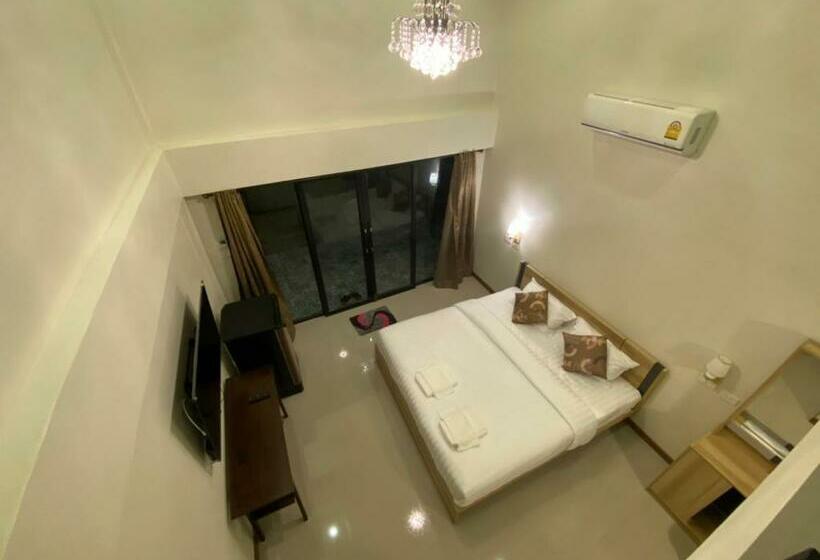 리조트 Piumsuk Villa