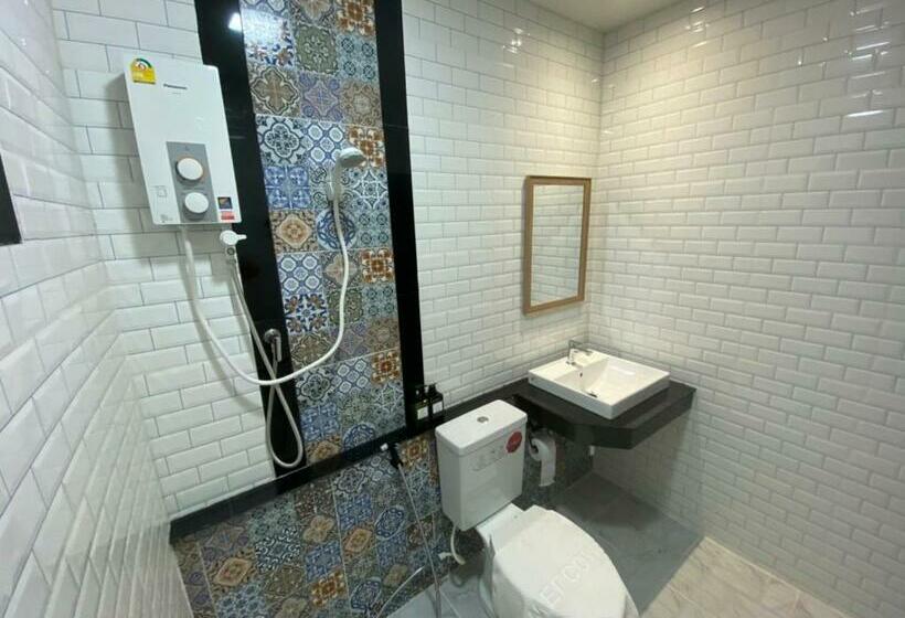 리조트 Piumsuk Villa