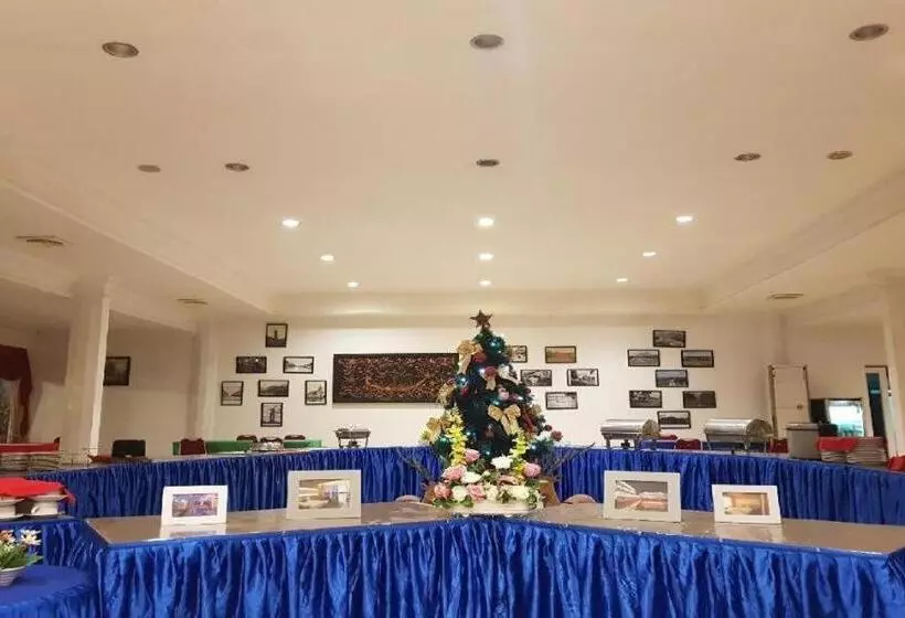 Hotelli Grand Kartika