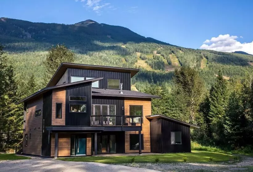 تختخواب و صبحانه Arrows Edge Lodge
