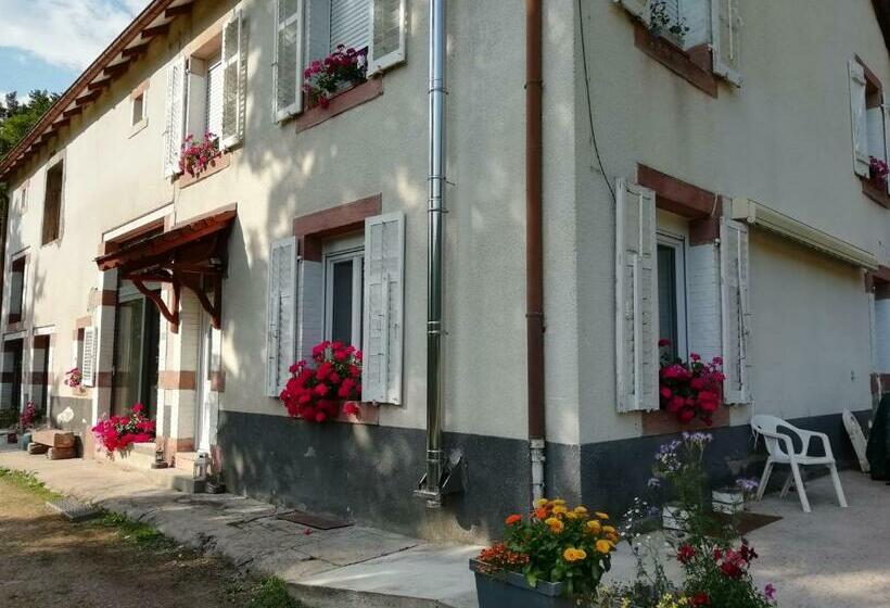 Bed and Breakfast La Mansarde Aux Digitales