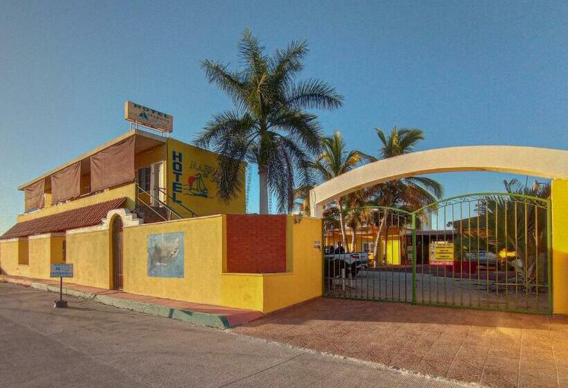 בית מלון כפרי Marina Del Sol