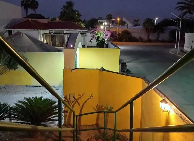 ホテル Marina Del Sol