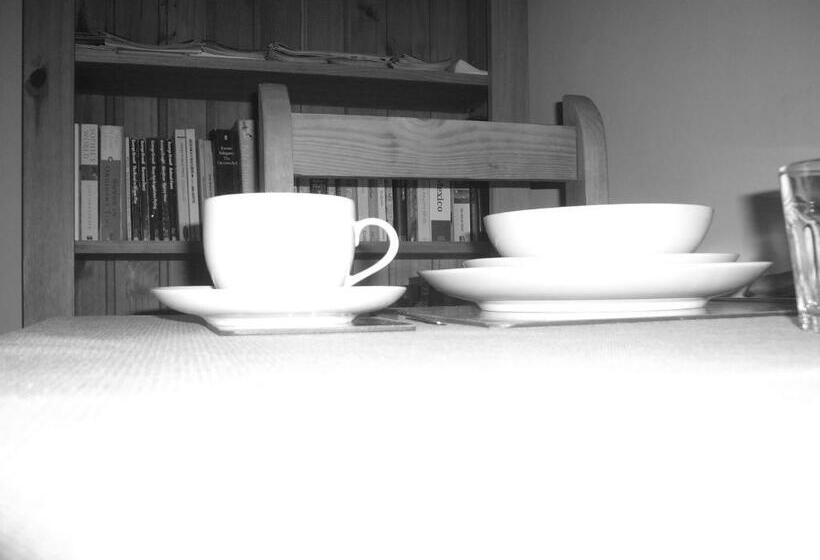 Middle Farm Villa B&b